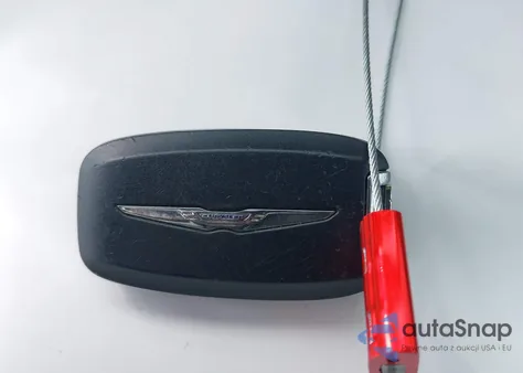 2017 Chrysler Pacifica Limited z USA, uszkodzony, nr VIN 2C4RC1GG0HR525939